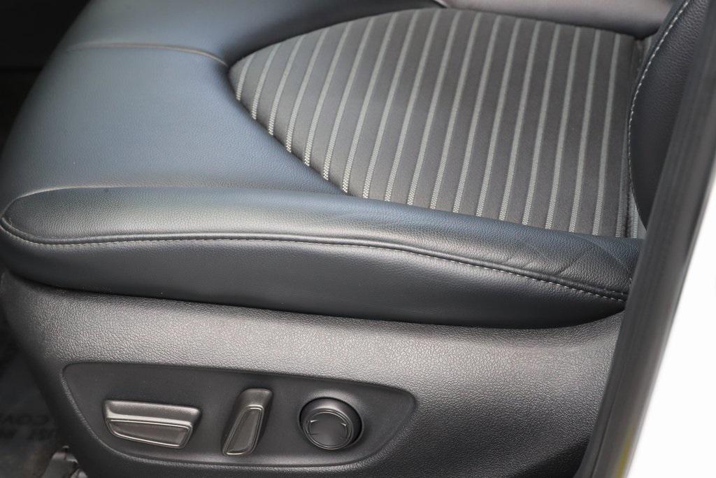 used 2023 Toyota Highlander car, priced at $41,577