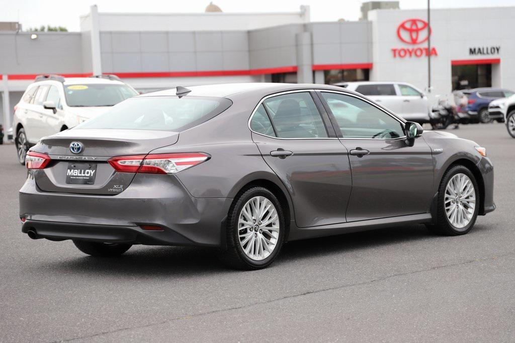used 2018 Toyota Camry Hybrid car, priced at $20,157