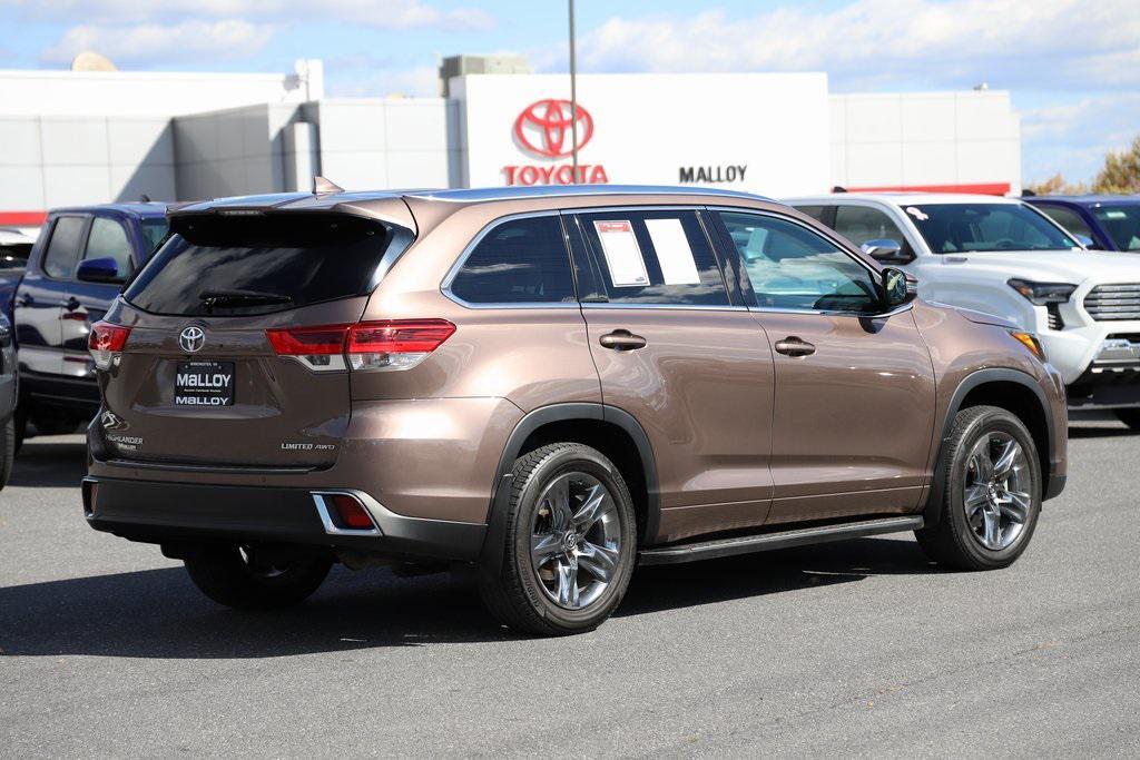 used 2019 Toyota Highlander car, priced at $28,597