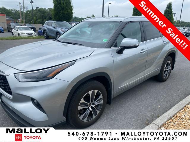 used 2024 Toyota Highlander car, priced at $43,997