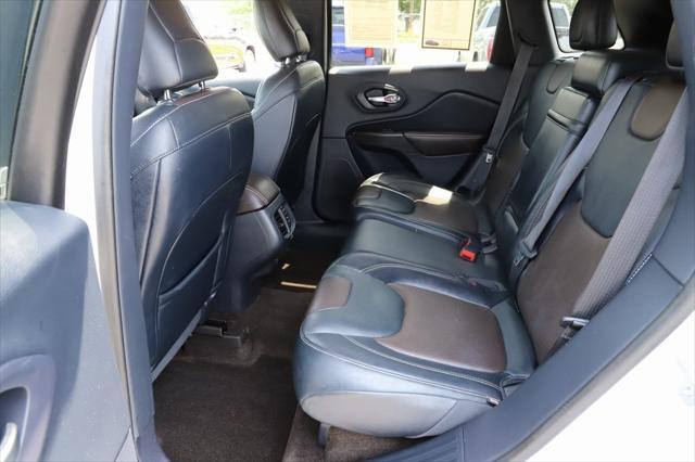 used 2014 Jeep Cherokee car, priced at $11,897