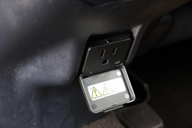 used 2014 Jeep Cherokee car, priced at $11,897