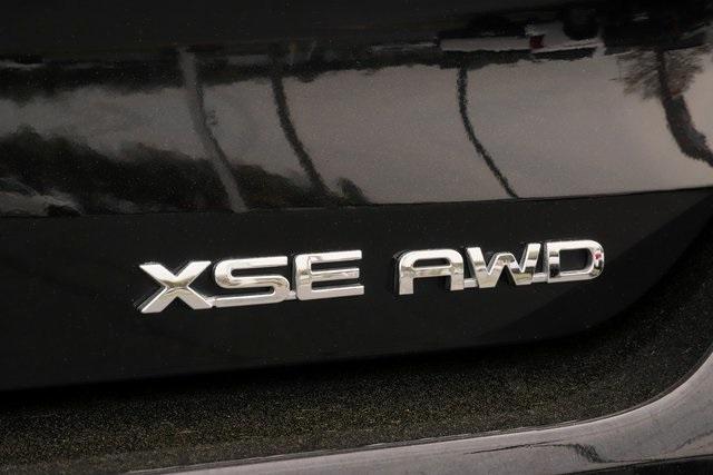 used 2021 Toyota Highlander car, priced at $38,017