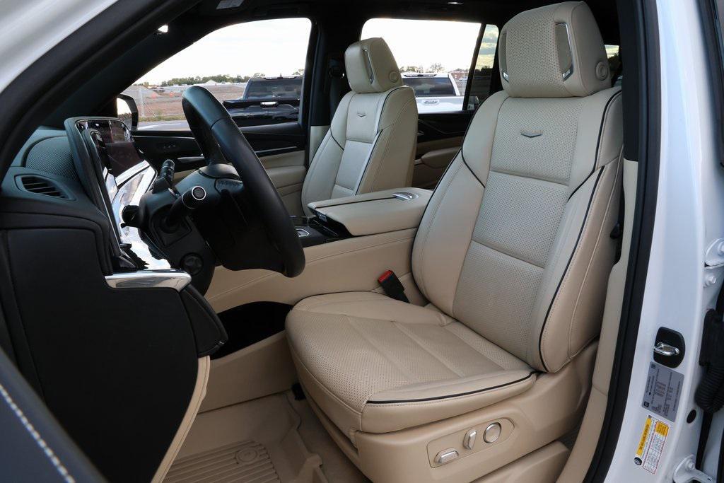 used 2024 Cadillac Escalade ESV car, priced at $83,397