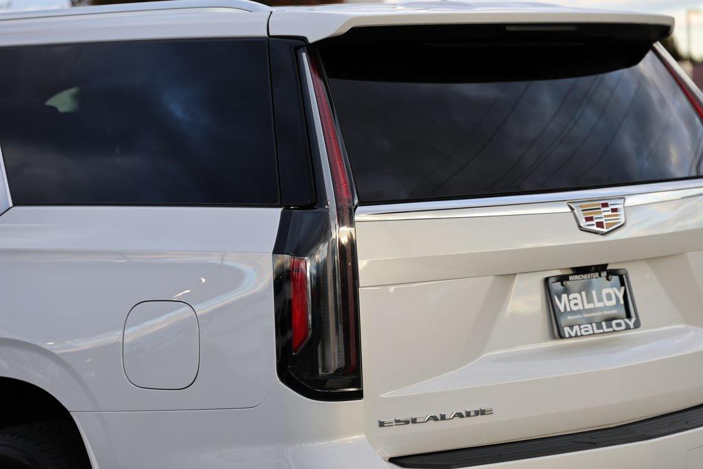 used 2024 Cadillac Escalade ESV car, priced at $83,397