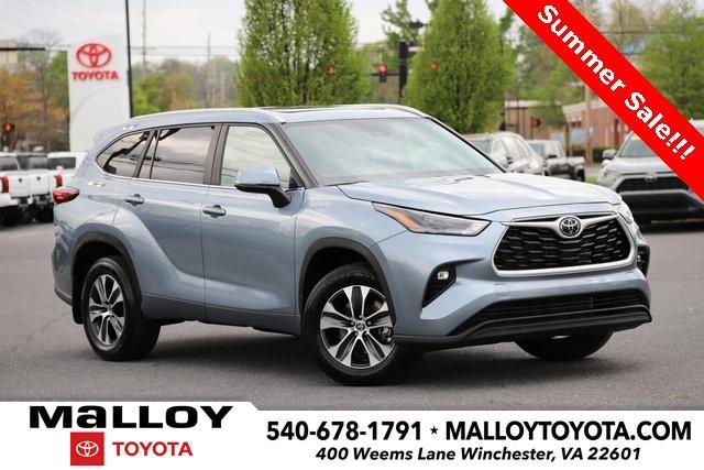 used 2023 Toyota Highlander car, priced at $41,187