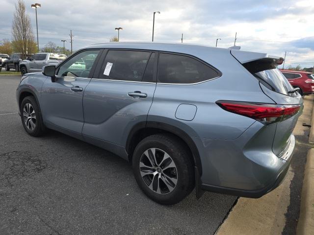 used 2023 Toyota Highlander car, priced at $46,997