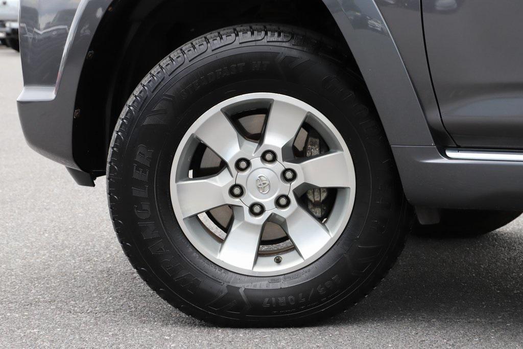 used 2013 Toyota 4Runner car, priced at $15,527