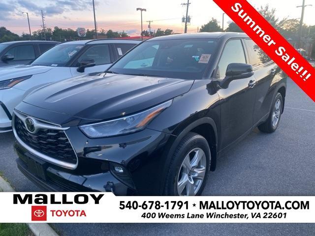 used 2022 Toyota Highlander car, priced at $35,997