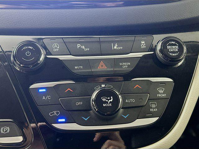 used 2023 Chrysler Pacifica car, priced at $24,922
