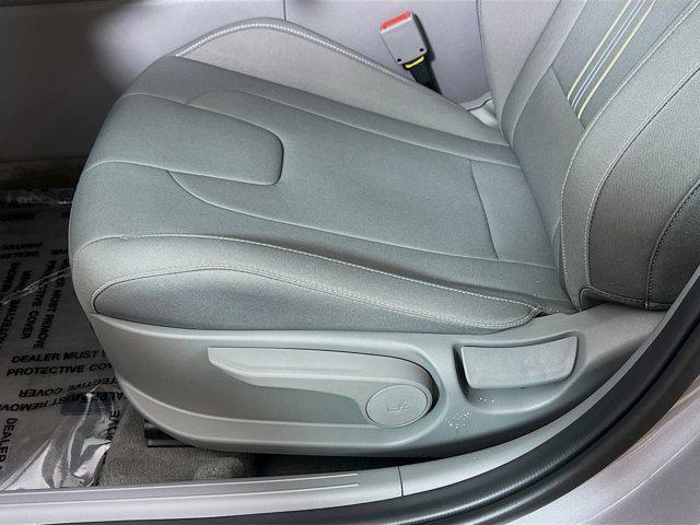 new 2025 Hyundai Elantra car, priced at $24,316