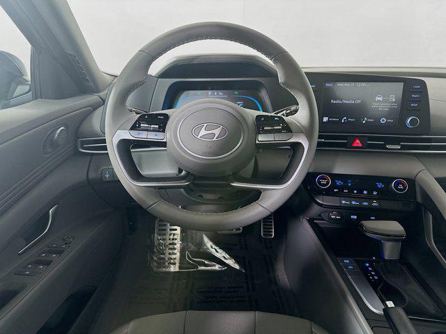 new 2025 Hyundai Elantra car, priced at $24,316