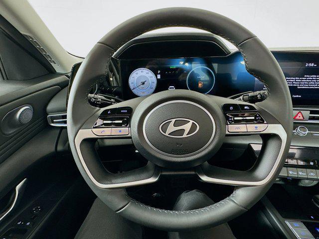 new 2025 Hyundai Elantra car, priced at $27,698