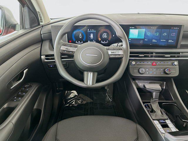 new 2025 Hyundai Tucson car, priced at $32,089
