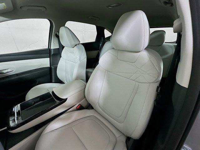 new 2026 Hyundai TUCSON Hybrid car, priced at $35,140