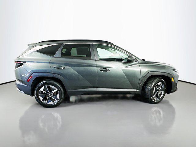 new 2025 Hyundai TUCSON Hybrid car, priced at $37,950