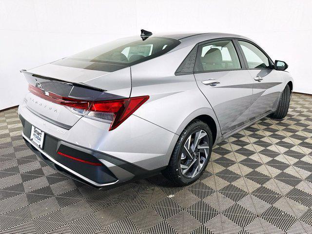 new 2025 Hyundai Elantra car, priced at $25,015