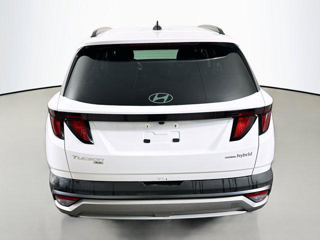 new 2025 Hyundai TUCSON Hybrid car, priced at $31,777