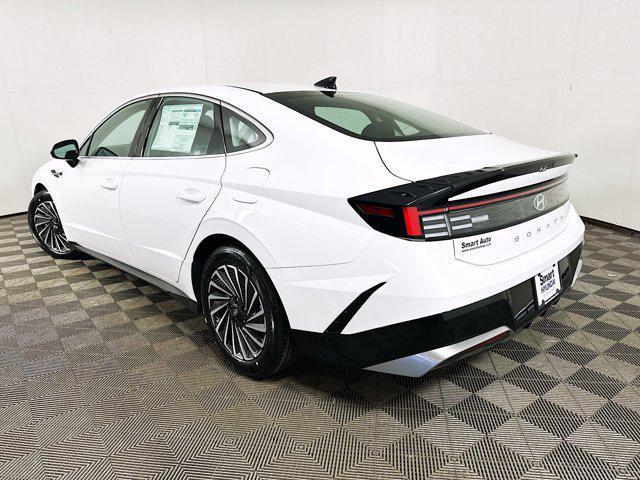 new 2025 Hyundai Sonata Hybrid car, priced at $31,800