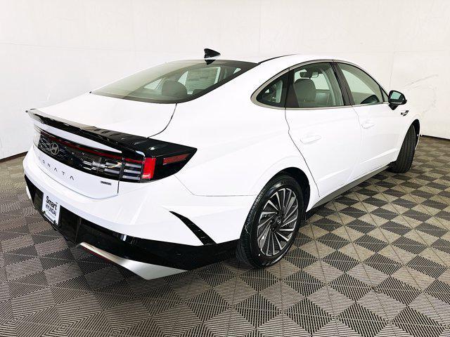 new 2025 Hyundai Sonata Hybrid car, priced at $31,800