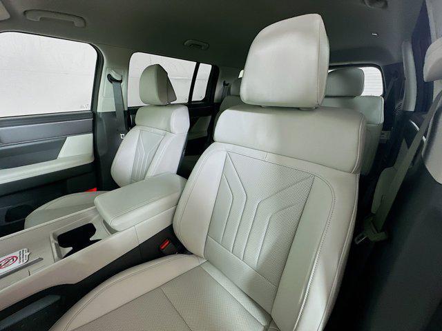 new 2025 Hyundai Santa Fe car, priced at $40,200