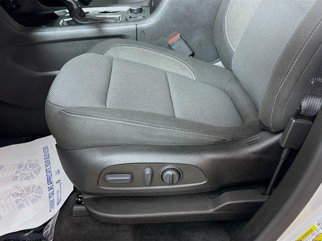 used 2022 Chevrolet Traverse car, priced at $23,843