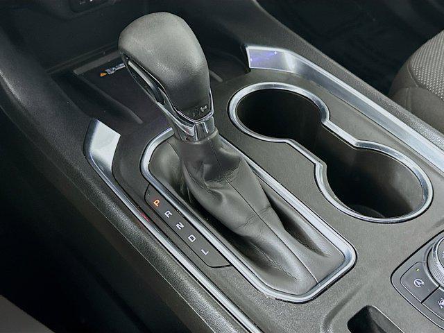 used 2022 Chevrolet Traverse car, priced at $23,843
