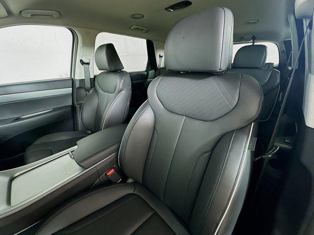 new 2025 Hyundai Palisade car, priced at $44,205