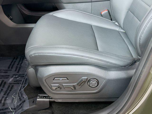 new 2025 Hyundai SANTA FE HEV car, priced at $49,188