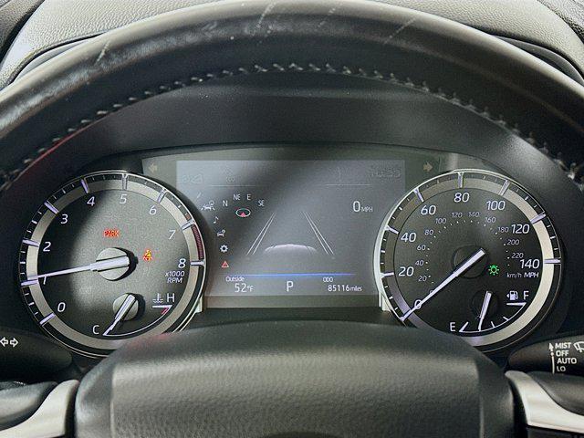 used 2022 Toyota Highlander car, priced at $35,593