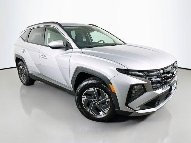new 2025 Hyundai TUCSON Hybrid car, priced at $35,300