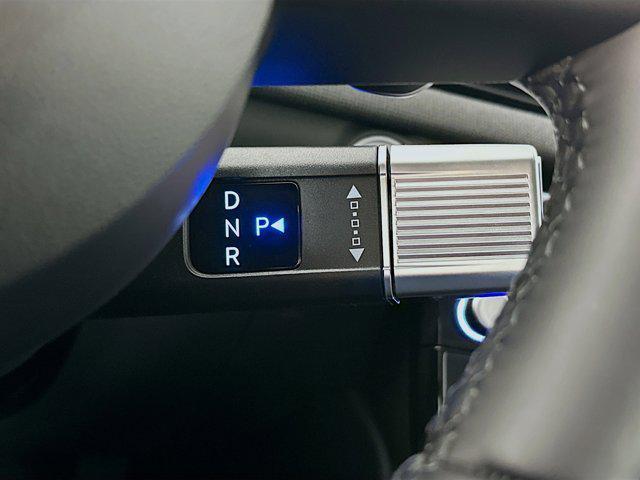 new 2025 Hyundai TUCSON Hybrid car, priced at $41,970