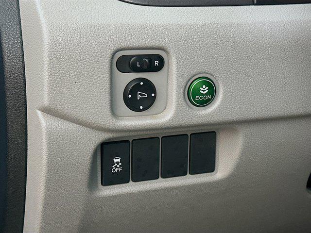 used 2018 Honda Pilot car, priced at $17,442