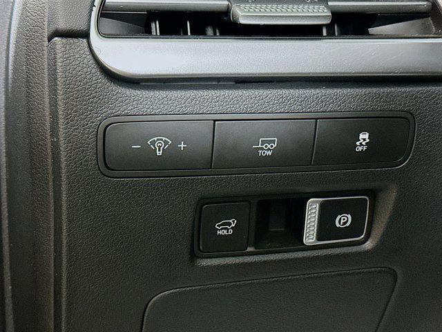 used 2024 Hyundai Palisade car, priced at $35,991