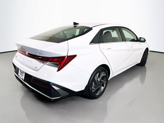new 2025 Hyundai Elantra car, priced at $31,155