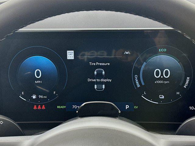 new 2025 Hyundai TUCSON Hybrid car, priced at $37,279