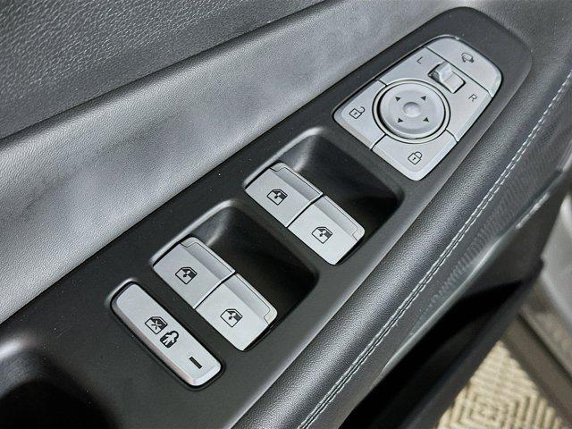 used 2023 Hyundai Santa Fe car, priced at $29,995