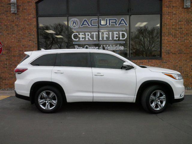 used 2015 Toyota Highlander car, priced at $21,785