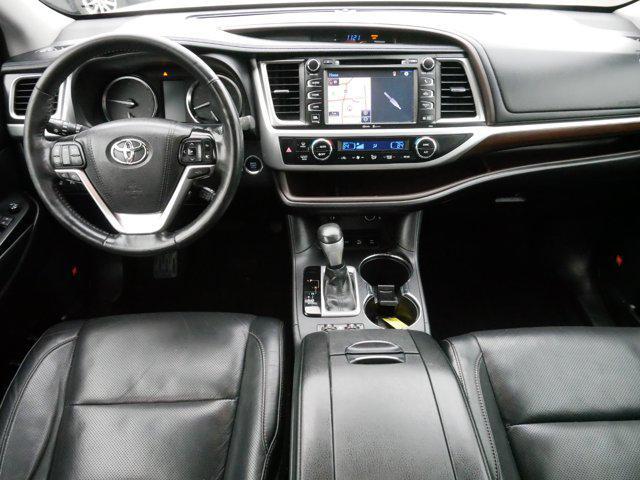 used 2015 Toyota Highlander car, priced at $21,785