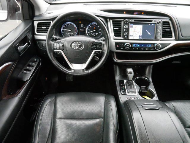 used 2015 Toyota Highlander car, priced at $21,785