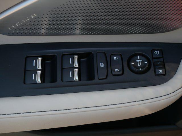 new 2025 Acura RDX car, priced at $54,400