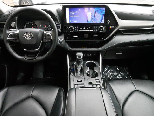 used 2023 Toyota Highlander car, priced at $37,485