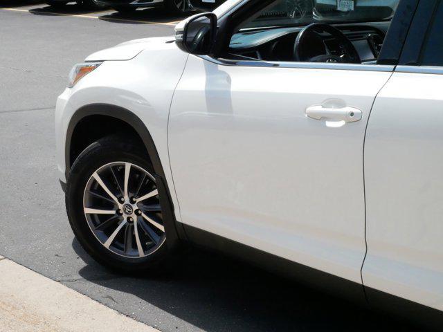 used 2019 Toyota Highlander car, priced at $27,845