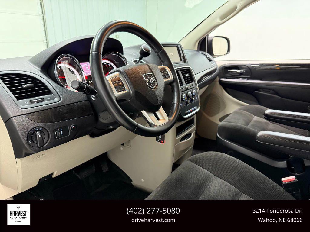 used 2015 Dodge Grand Caravan car, priced at $25,900