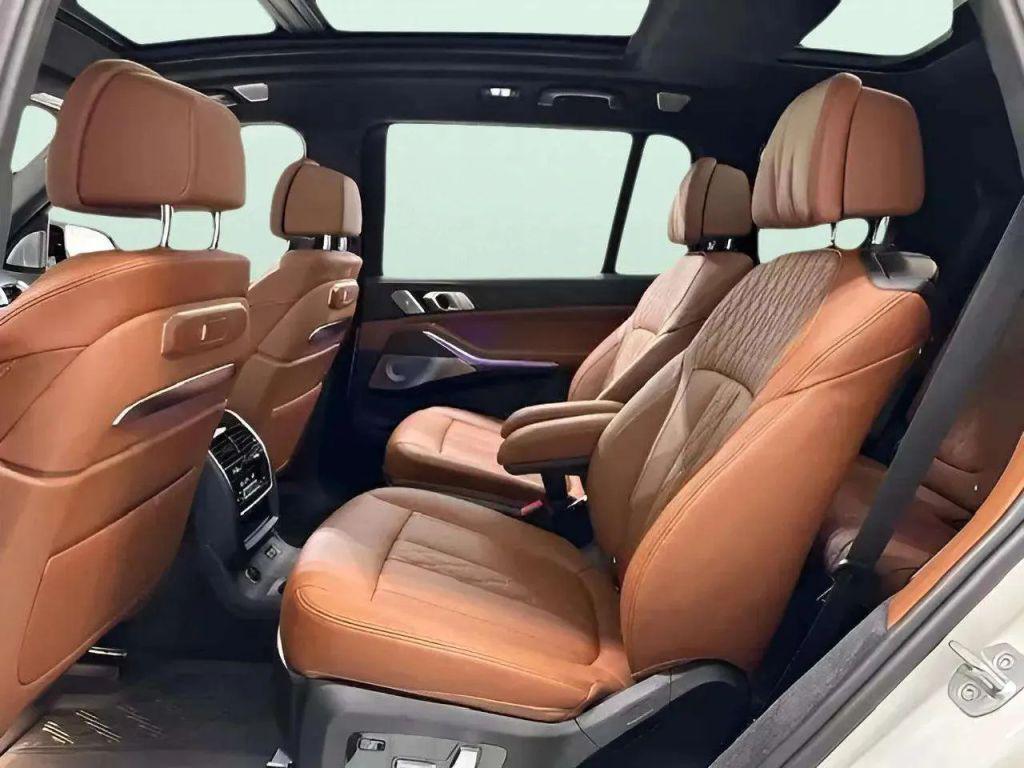 used 2024 BMW X7 car, priced at $94,900