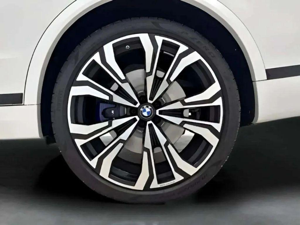 used 2024 BMW X7 car, priced at $94,900