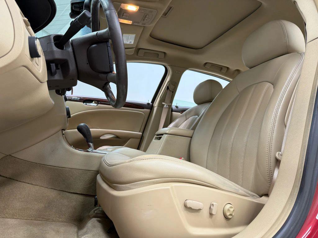 used 2007 Buick Lucerne car, priced at $11,900