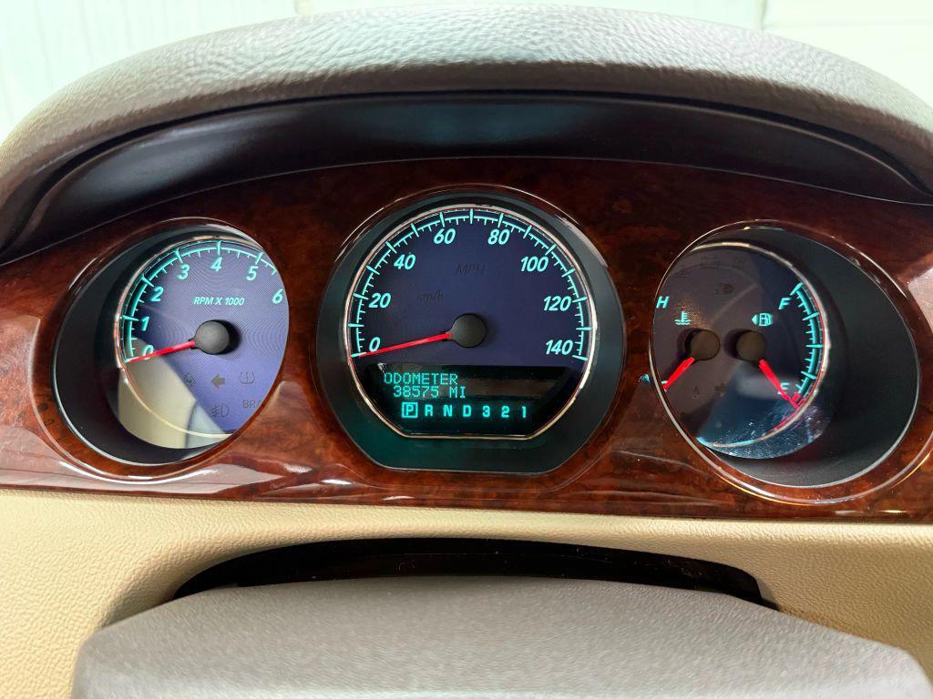 used 2007 Buick Lucerne car, priced at $11,900