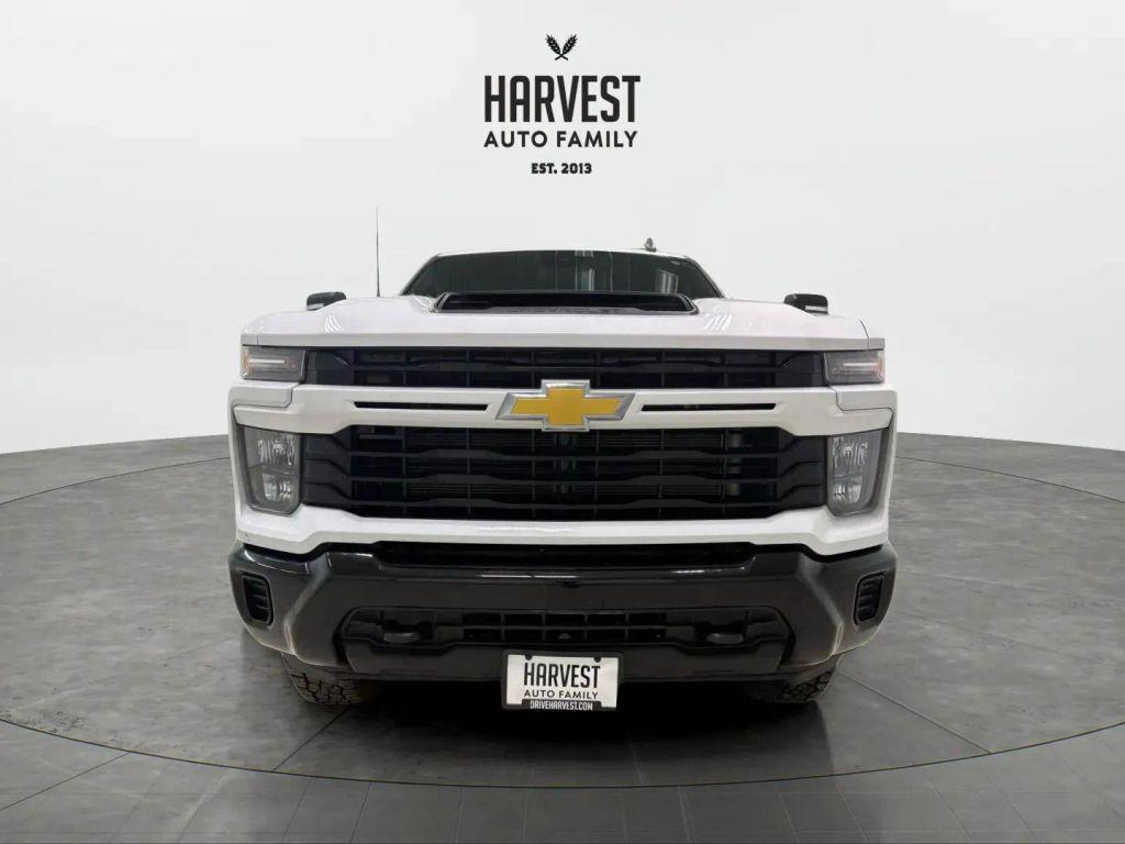 used 2024 Chevrolet Silverado 2500 car, priced at $44,900
