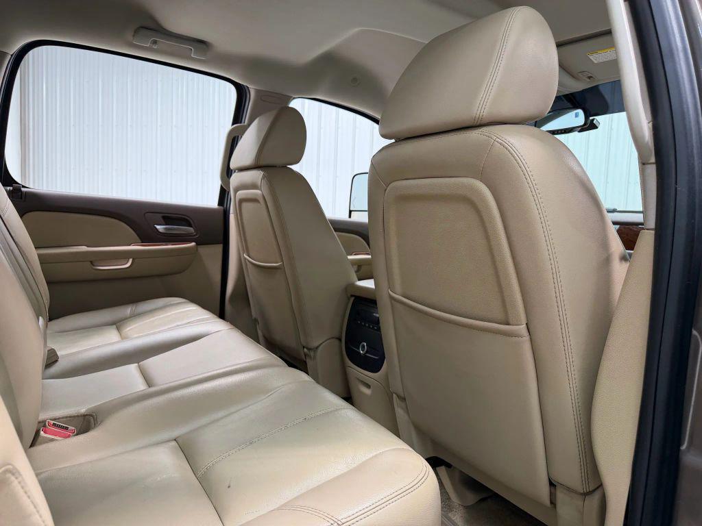 used 2007 GMC Sierra 2500 car, priced at $23,900